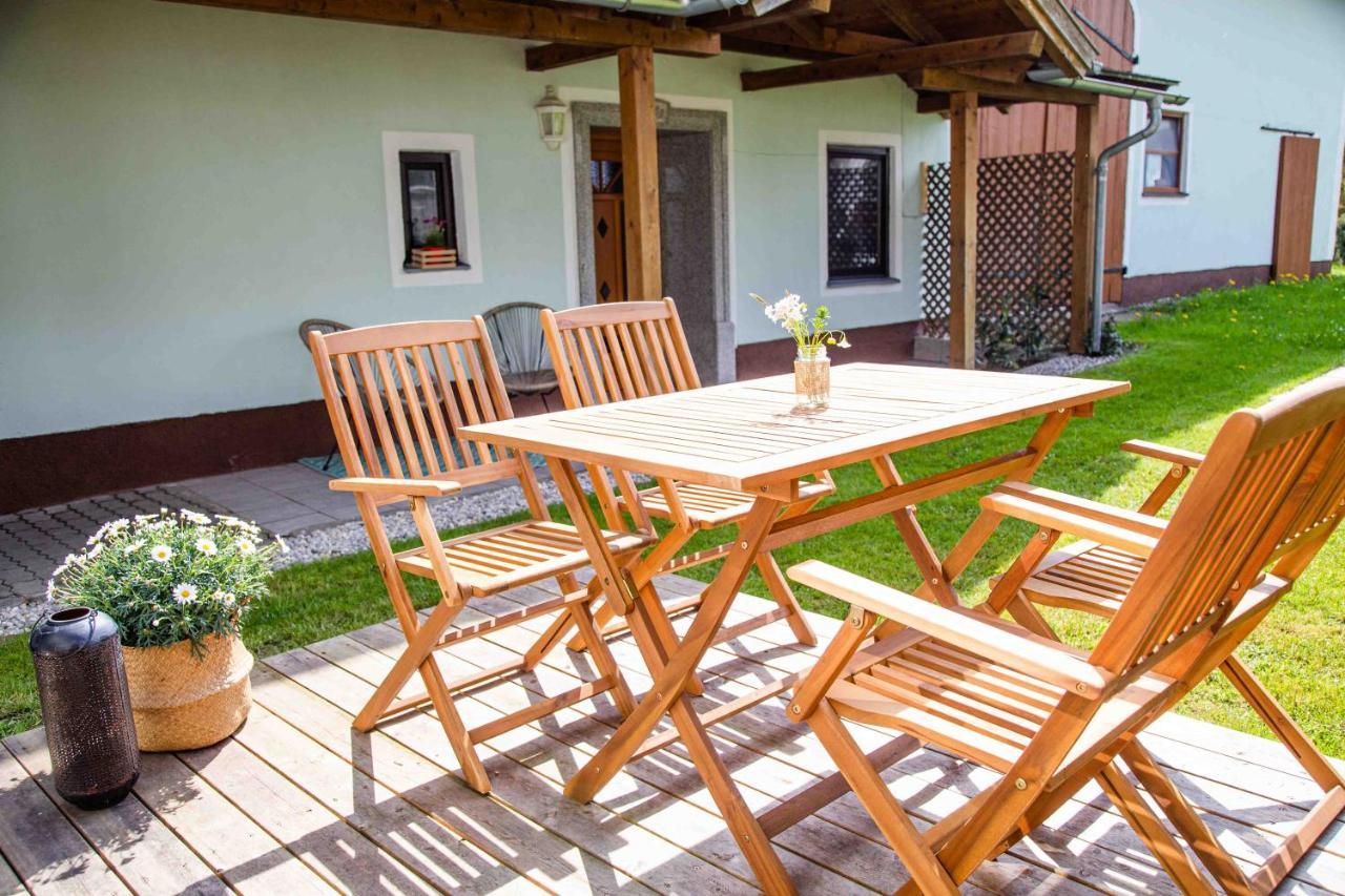 Gutshof Zum Wurzgarten Hainbach Exterior foto